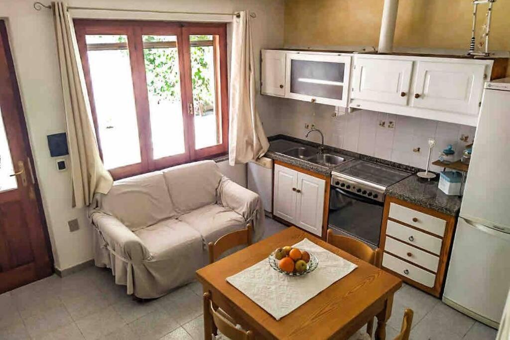 Casa Maddalenina Con Giardino, Vicino Al Mare! Apartamento La Maddalena  Exterior foto