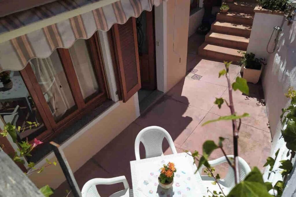 Casa Maddalenina Con Giardino, Vicino Al Mare! Apartamento La Maddalena  Exterior foto
